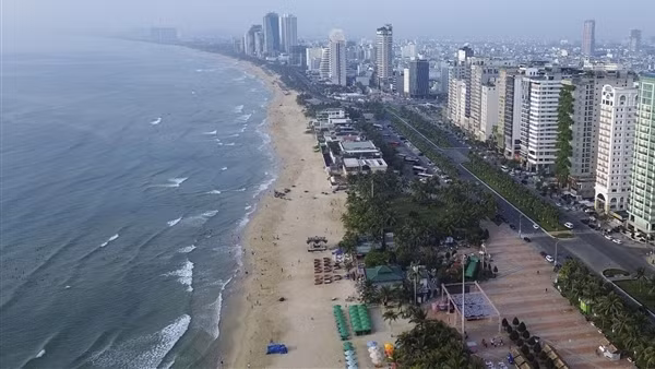 Đà Nẵng: Bệnh viện và cơ sở dịch vụ biển bị xử phạt vì vi phạm môi trường, an toàn thực phẩm