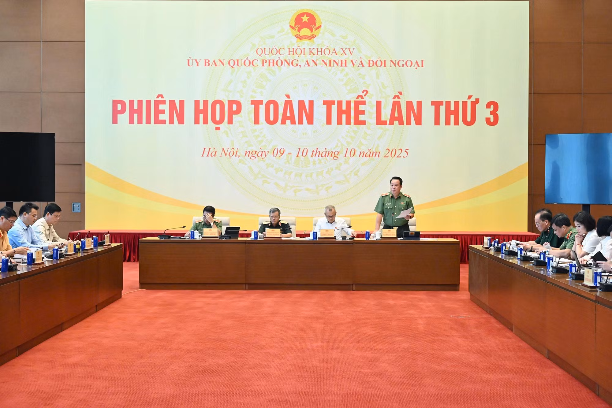đb3.jpg -2