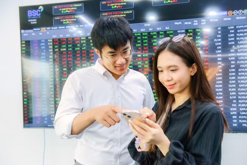 Rút ngắn tối đa thời gian mở tài khoản cho nhà đầu tư ngoại -0