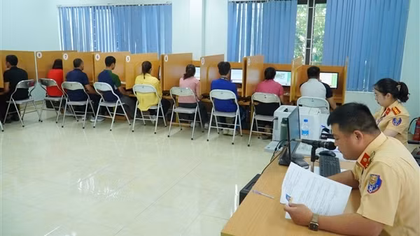 Công an tỉnh Thái Nguyên: Giải quyết hàng chục nghìn hồ sơ sát hạch và cấp Giấy phép lái xe tồn đọng