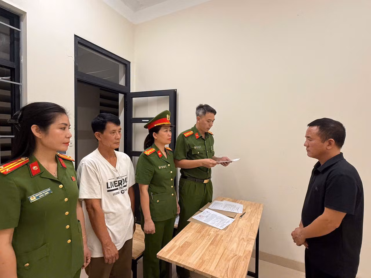 Khởi tố giám đốc và 4 lãnh đạo công ty thu gom chất thải về tội gây ô nhiễm môi trường -0
