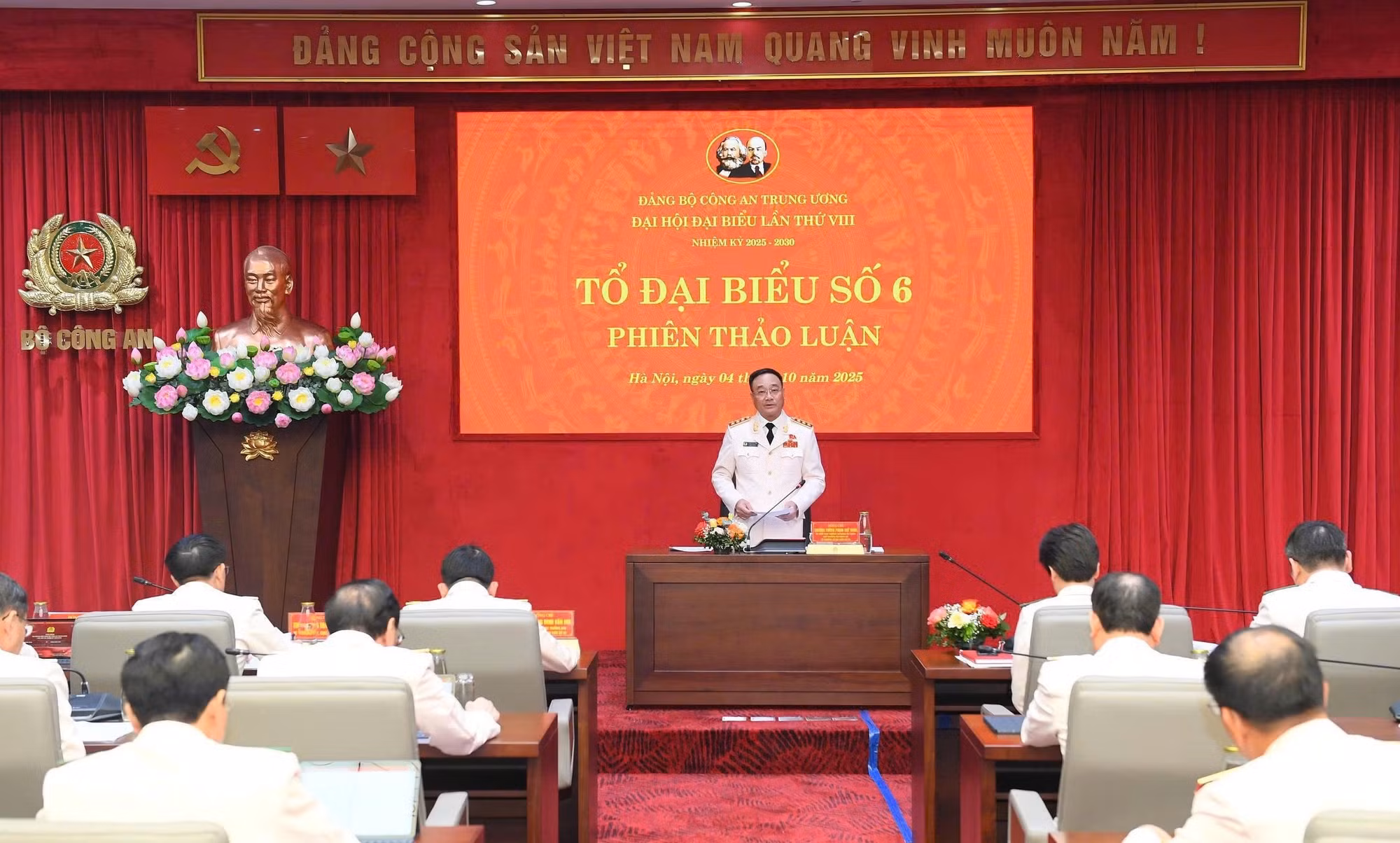 Tâm huyết, trách nhiệm Phiên thảo luận Tổ Đại hội đại biểu Đảng bộ Công an Trung ương lần thứ VIII -0
