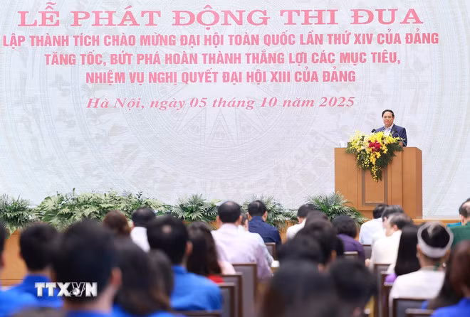 Thủ tướng phát động thi đua chào mừng Đại hội XIV của Đảng và bầu cử Quốc hội -0