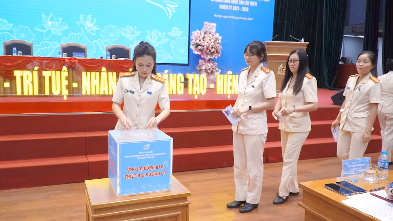 Phụ nữ Cục An ninh mạng và phòng, chống tội phạm sử dụng công nghệ cao tiên phong, sáng tạo trong công tác chuyển đổi số -0
