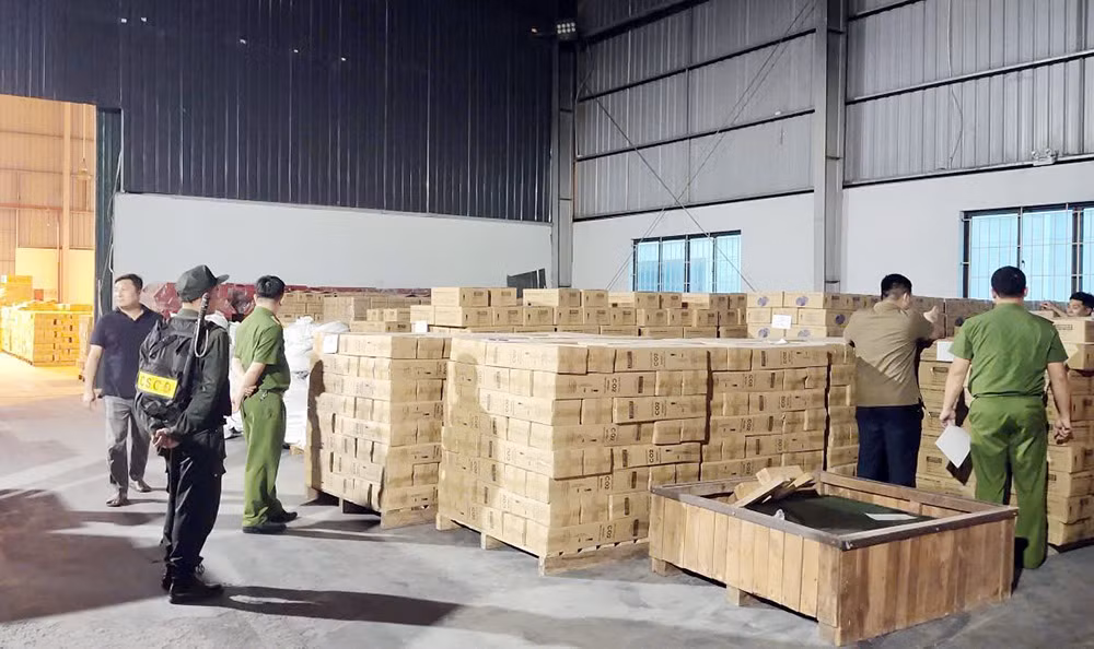 Giám đốc Công ty&nbsp;Tomoken sản xuất hàng triệu bình chữa cháy giả -0