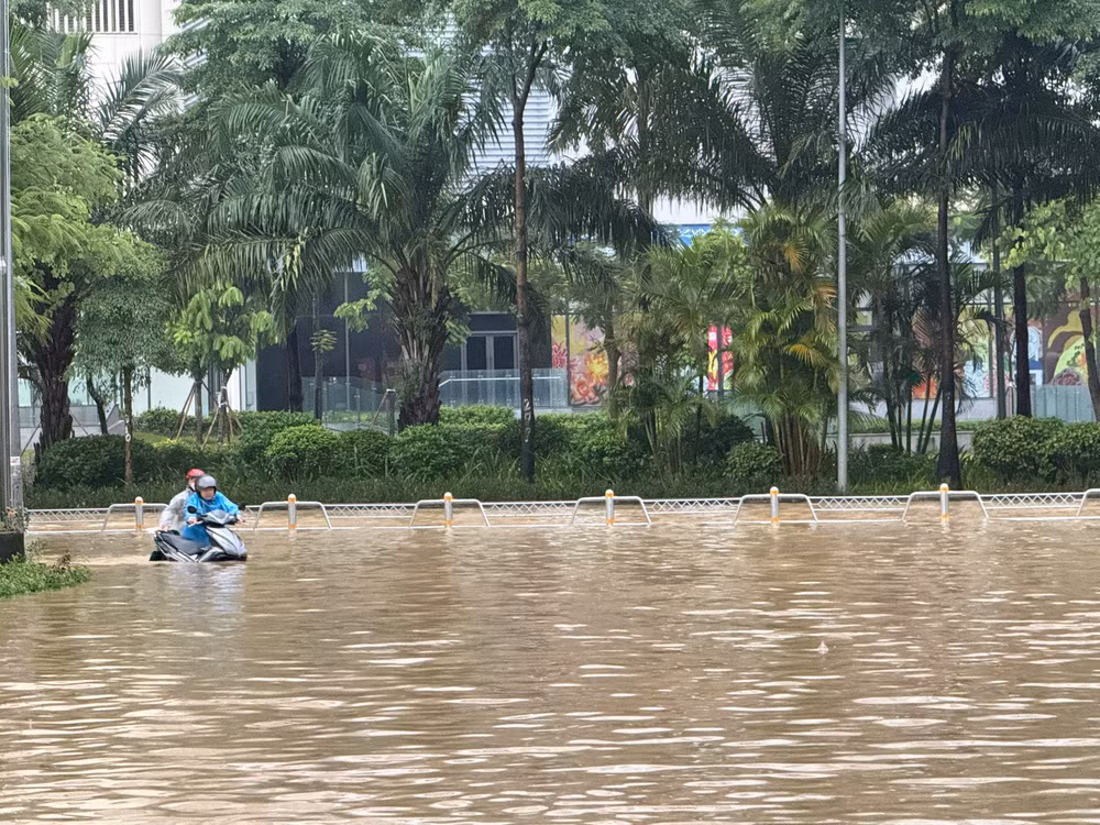 Ngày 8/10: Hà Nội còn 21 điểm ngập sâu -0