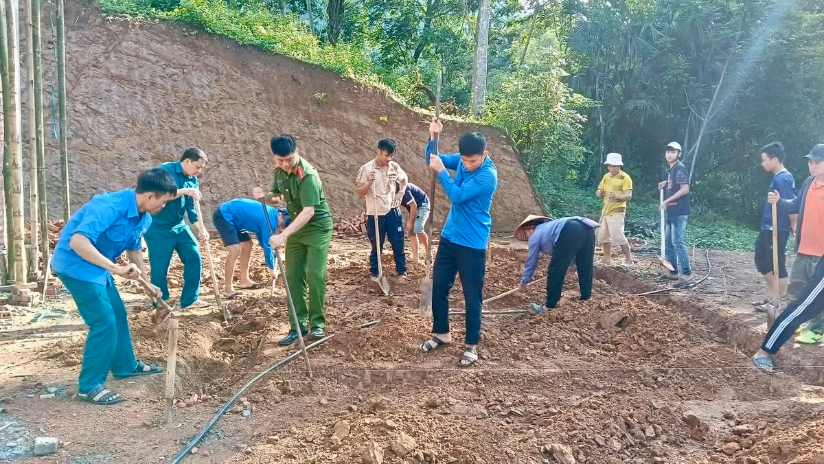 Công an Thanh Hoá chung tay xóa nhà tạm, nhà dột nát -0