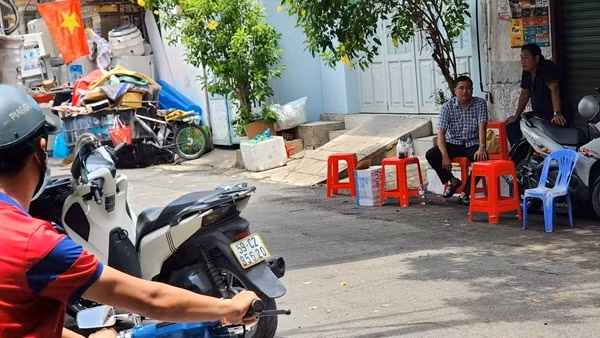 Tạt axit lúc đang ăn nhậu, 1 người chết, 7 người bị thương