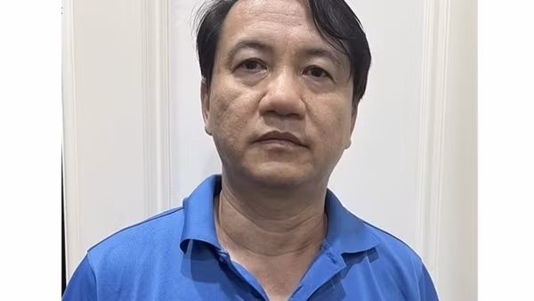 Khởi tố bị can, bắt tạm giam nguyên Cục trưởng Cục Điện lực và Năng lượng tái tạo