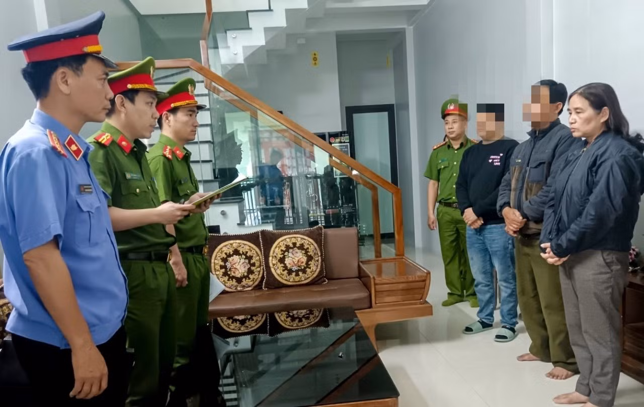 Bắt Giám đốc doanh nghiệp cấu kết với nữ kế toán mua bán hóa đơn trái phép -0