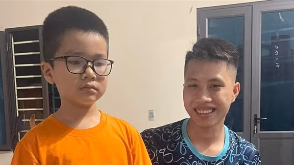 Trung sĩ Công an kịp thời cứu cháu bé đuối nước