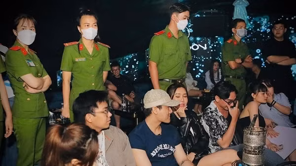 Nỗi đau đằng sau những giây phút “hưng phấn” (Kỳ 3)