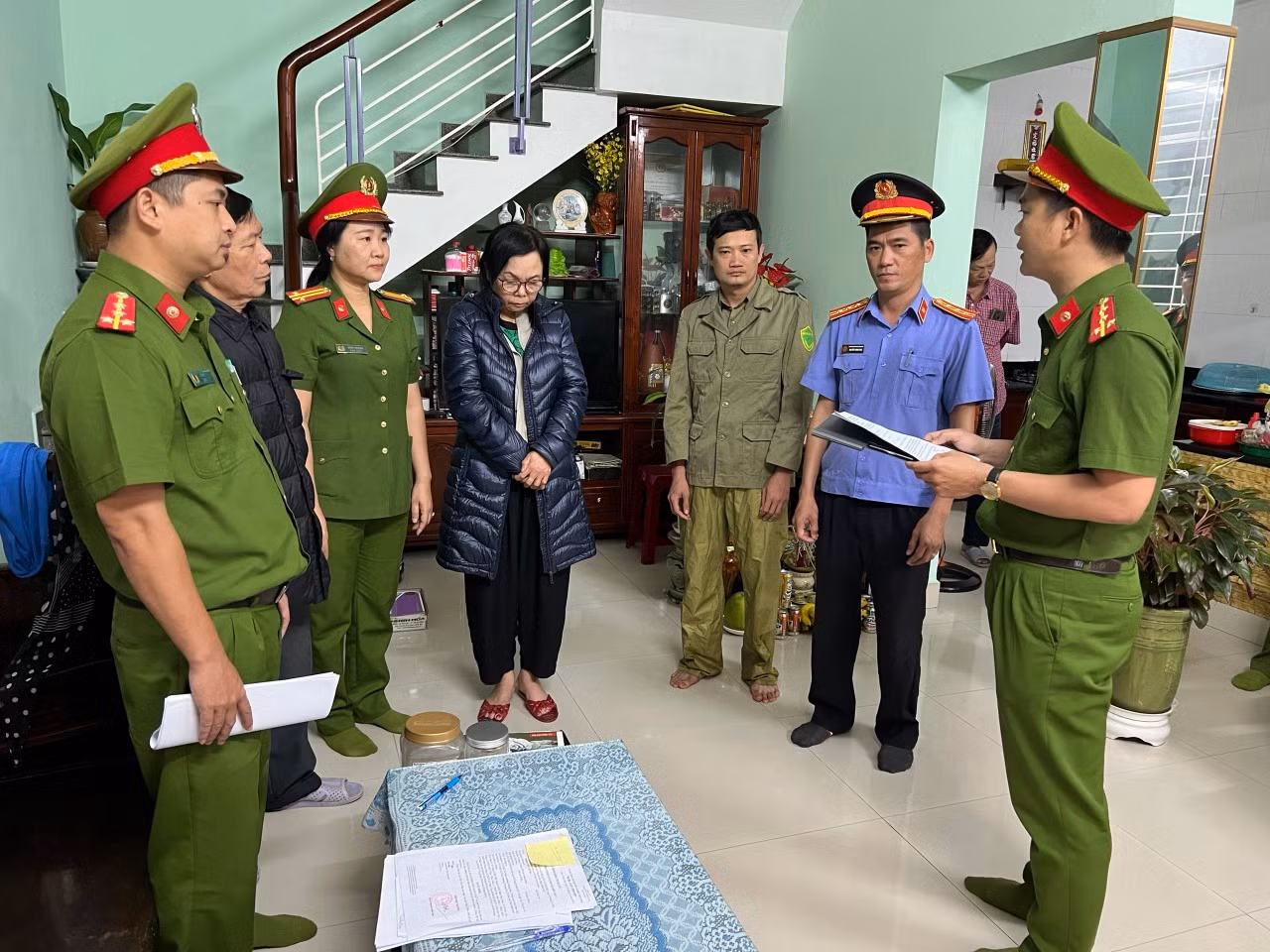 Bắt Giám đốc doanh nghiệp cấu kết với nữ kế toán mua bán hóa đơn trái phép -0