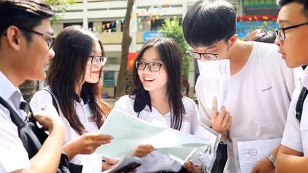 Cần hướng nghiệp đúng cho thế hệ trẻ