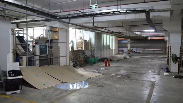 4 người bị thương khi đang bảo trì hệ thống máy lạnh tại chung cư
