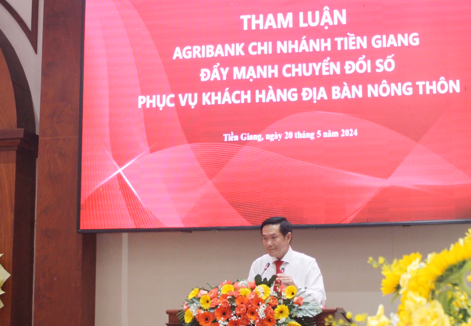 Agribank Tiền Giang giới thiệu nhiều giải pháp số ưu việt tại chuyển đổi số ngành Ngân hàng tỉnh -0