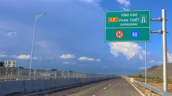 Bộ Giao thông Vận tải nói gì trước nhiều vụ TNGT trên cao tốc Vĩnh Hảo-Phan Thiết?