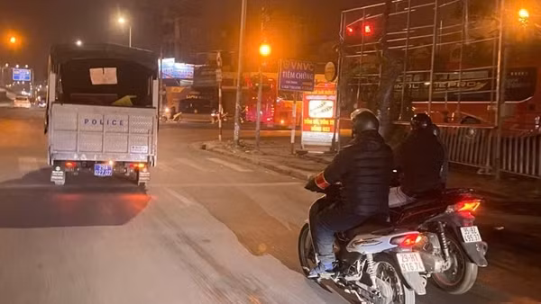 141-H Công an quận Hoàng Mai xử lý nhiều vụ việc nóng trong đêm