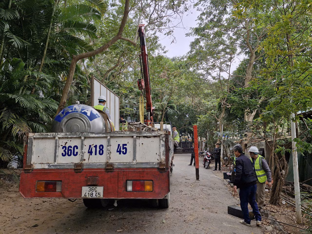 Các hộ kinh doanh tự nguyện tháo dỡ, bàn giao mặt bằng khi cưỡng chế -0