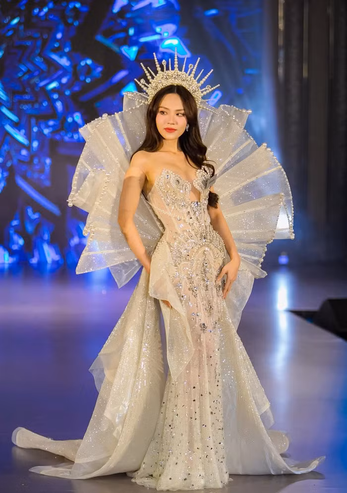 2 mai phuong.jpg -0