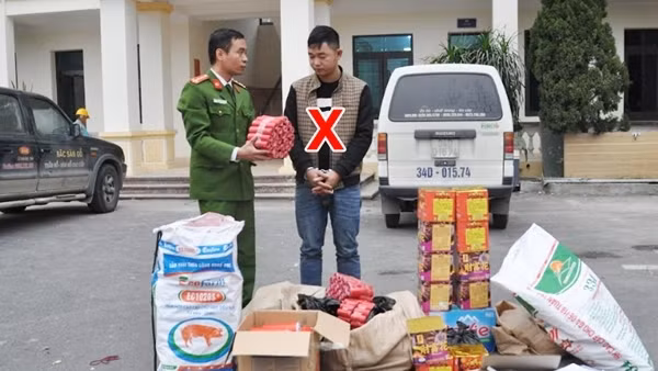 Bắt “chuyên gia” sản xuất pháo lậu, thu giữ gần 2 tạ pháo