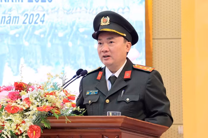 Công an Lâm Đồng ra quân trấn áp tội phạm dịp Tết 2025 -0