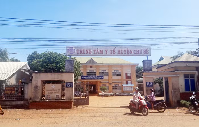 1 học sinh tử vong khi tự chế pháo nổ tại nhà -0
