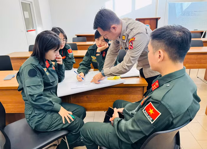 26 sỹ quan cảnh sát của Bộ Công an dự hội thảo Gìn giữ hoà bình tại Italia -0