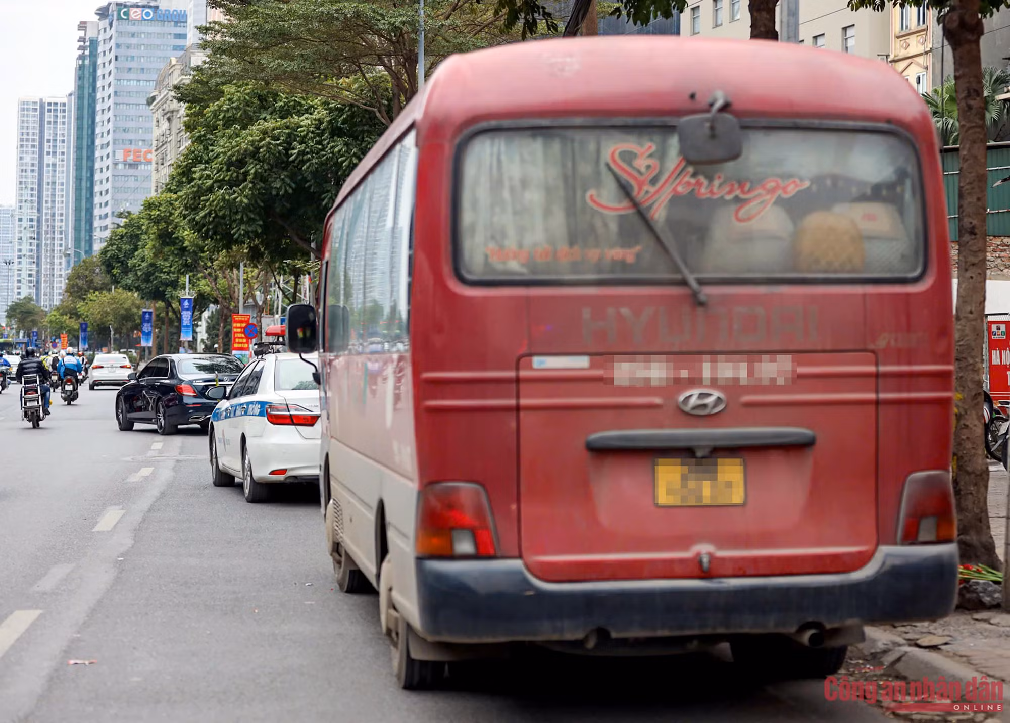 CSGT Hà Nội đồng loạt ra quân cao điểm Tết -5