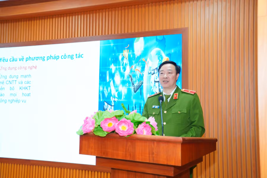 Nâng cao chất lượng đội ngũ cán bộ hậu cần- kỹ thuật CAND&nbsp;là một nhiệm vụ chiến lược trong bối cảnh hiện nay -0