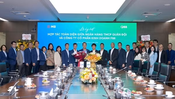 F88 cung cấp dịch vụ ngân hàng sau hợp tác chiến lược với MB