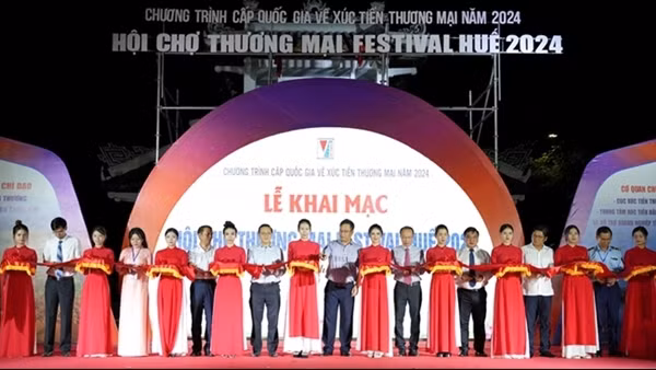 Hơn 230 tổ chức, doanh nghiệp tham gia Hội chợ thương mại Festival Huế 2024