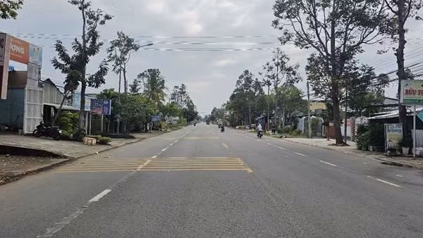 Nhóm đối tượng chém người, cướp tài sản lúc nửa đêm