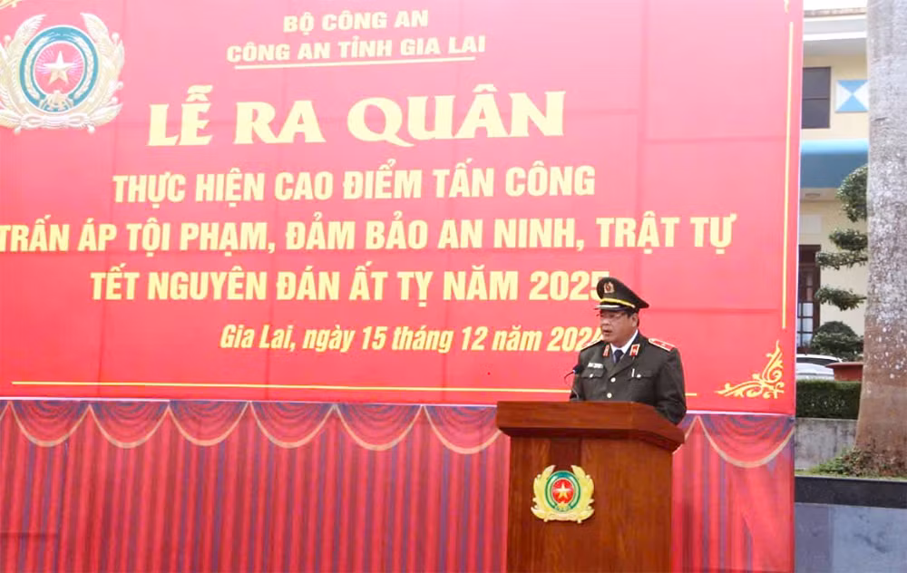 Công an các tỉnh ra quân bảo đảm ANTT Tết Nguyên đán -0