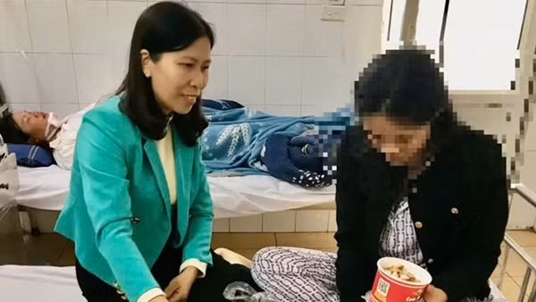Làm rõ nguyên nhân nữ sinh lớp 12 bị bố đẻ và chú ruột bạo lực