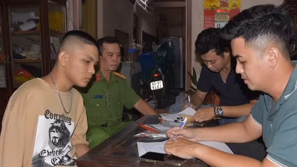 Lời khai của hai đối tượng cướp tiệm vàng ở Tiền Giang