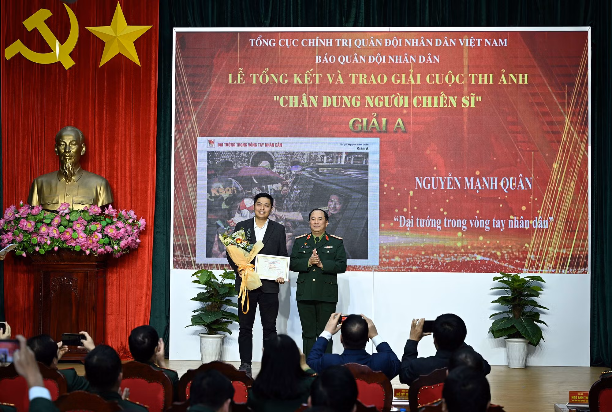 31 tác phẩm đoạt giải cuộc thi ảnh “Chân dung người chiến sĩ” -0