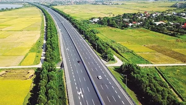 Hai dự án thành phần cao tốc Khánh Hòa-Buôn Ma Thuột bị chậm tiến độ