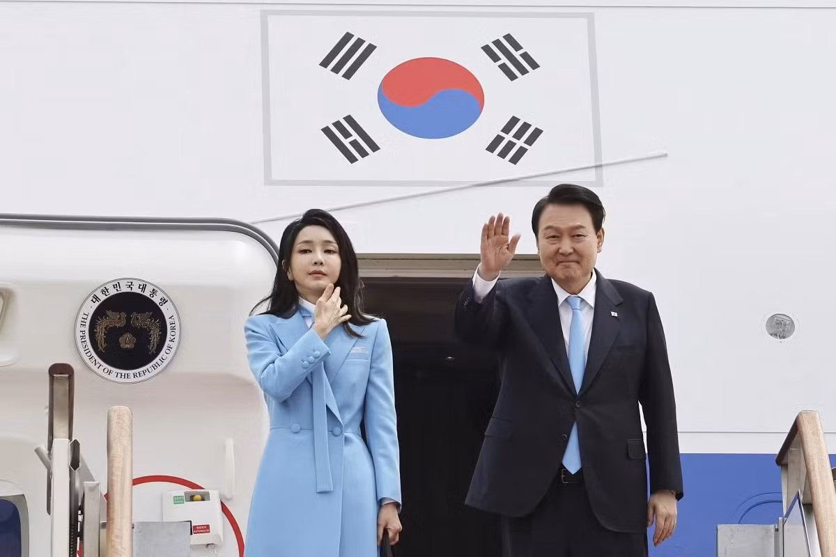 tong thong yoon suk yeol va diem yeu kim keon hee - anh 1.jpg -0