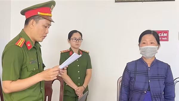 Chủ hụi hốt 500 triệu đồng rồi tuyên bố... bể hụi