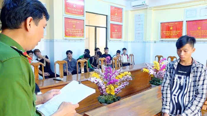 Ngăn ngừa, xử lý các băng nhóm thanh, thiếu niên tụ tập, hỗn chiến -0