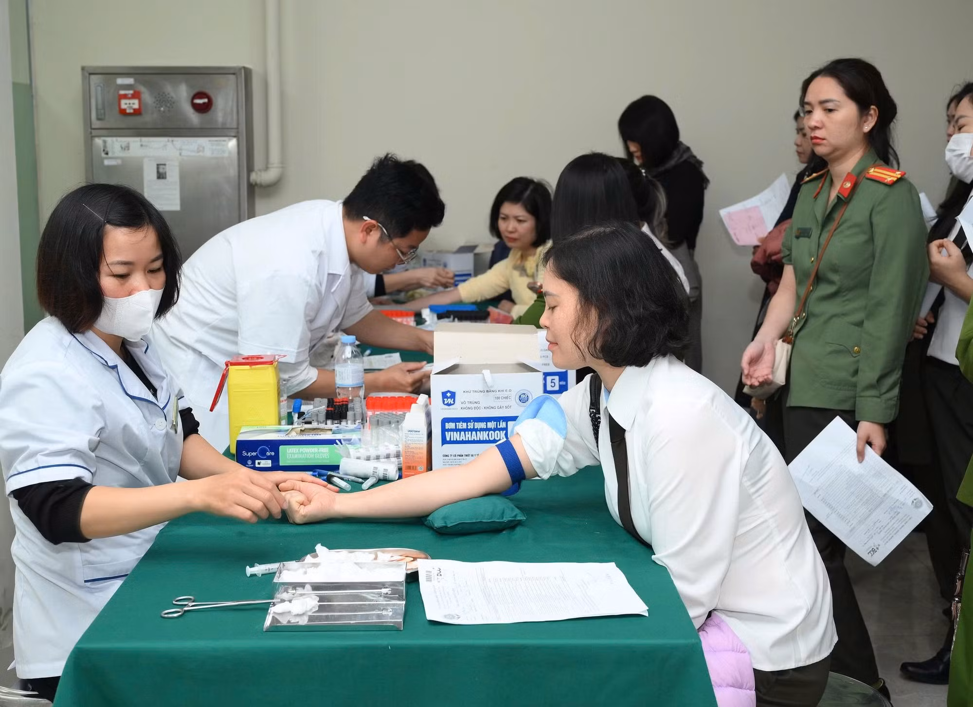 Hội Phụ nữ Bộ Công an điểm tựa tin cậy, mái nhà chung ấm áp -1