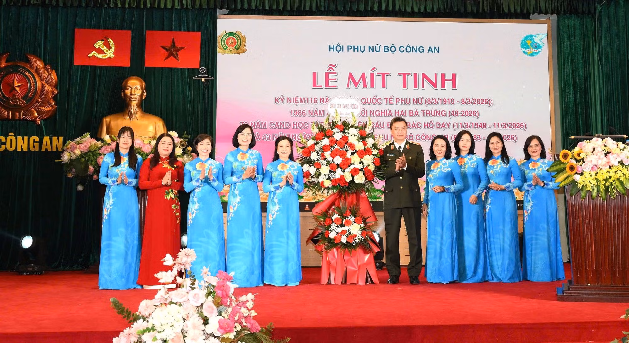 Hội Phụ nữ Bộ Công an điểm tựa tin cậy, mái nhà chung ấm áp -0