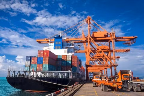 Xung đột tại Trung Đông: Nghẽn cổ chai tại các eo biển chiến lược, cước vận tải có thể tăng phi mã -0