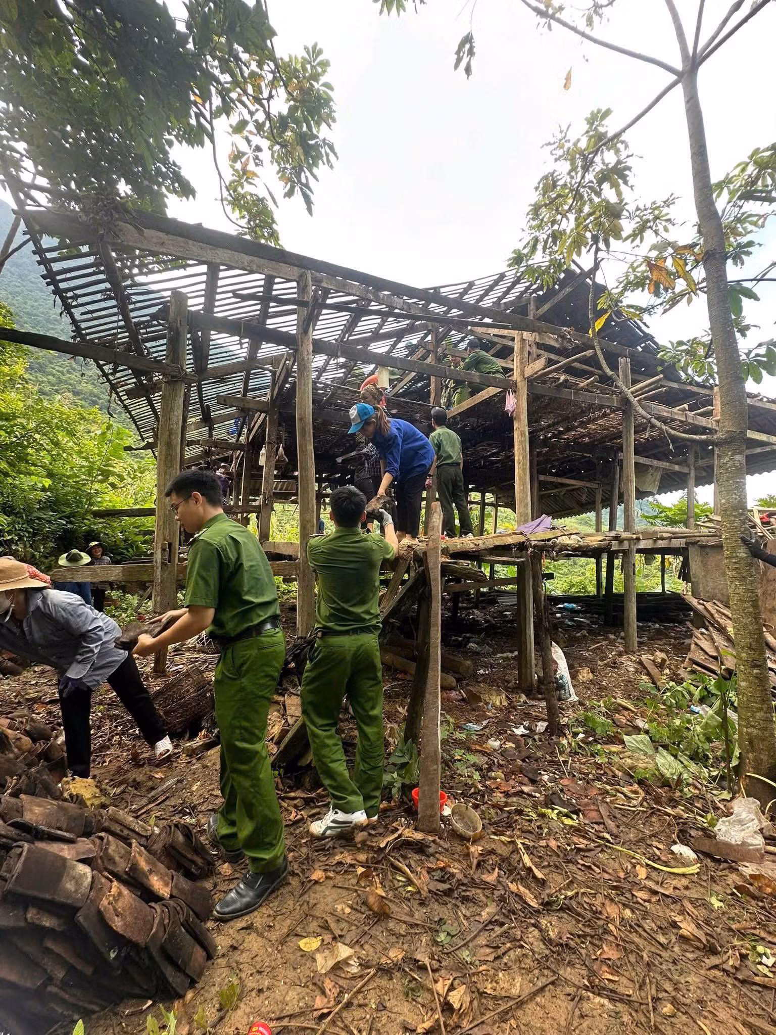 Cần Yên vững vàng nơi phên giậu Tổ quốc -0