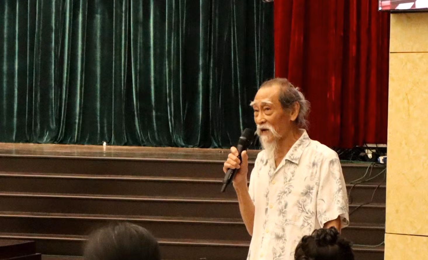 Lãnh đạo TP Hồ Chí Minh gặp mặt báo chí, văn nghệ sĩ nhân dịp Xuân Bính Ngọ 2026 -2