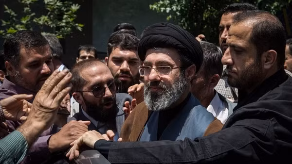 Iran công bố danh tính tân Lãnh tụ Tối cao