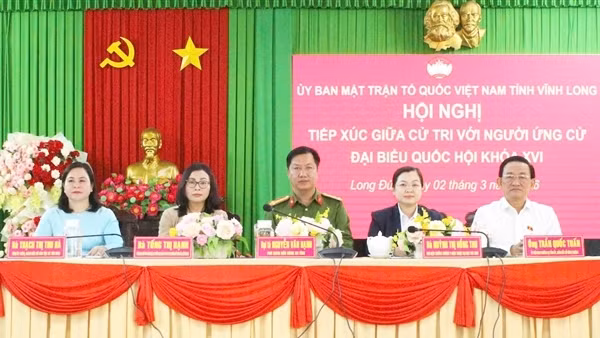 Đại tá Nguyễn Văn Hạnh, Phó Giám đốc Công an tỉnh Vĩnh Long được giới thiệu ứng cử ĐBQH