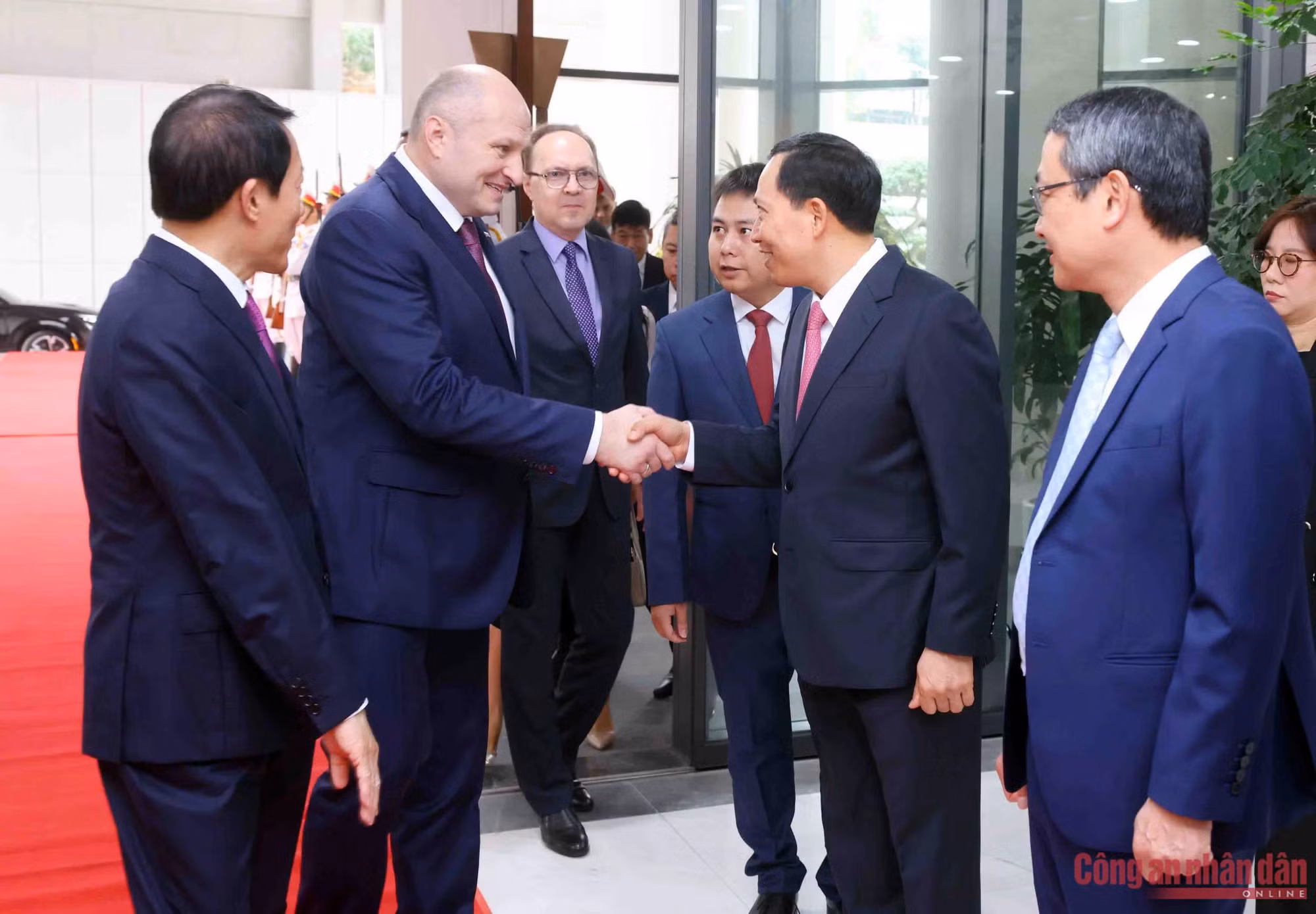 Đưa hợp tác giữa Bộ Công an Việt Nam và Bộ Tình trạng khẩn cấp Liên bang Nga lên tầm cao mới -1