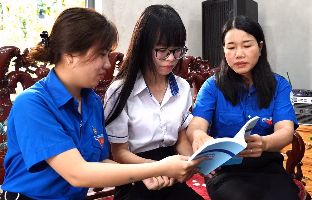 Tuổi trẻ Cố đô Huế tự hào lần đầu thực hiện quyền công dân -0